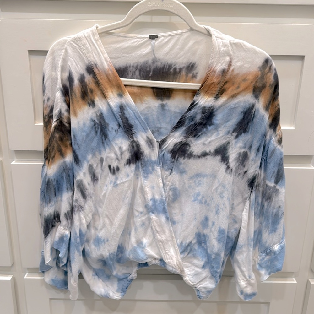 Boho style blouse size small